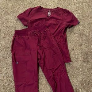 JAANUU - Small Maroon Colored Scrubs